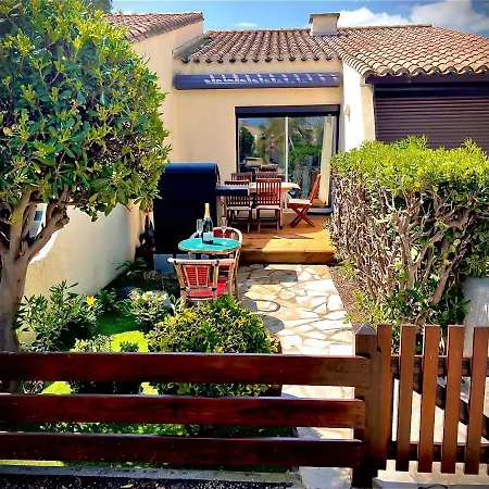 Mezzanine/jardin/terrasse Village Naturiste Agde