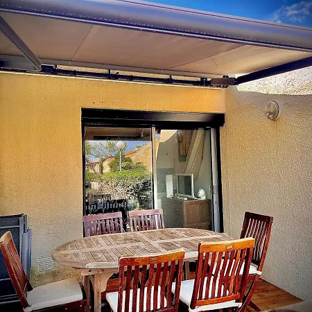 Mezzanine/jardin/terrasse Village Naturiste Apartmán