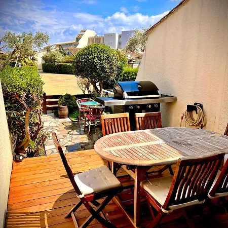 Mezzanine/jardin/terrasse Village Naturiste Daire *