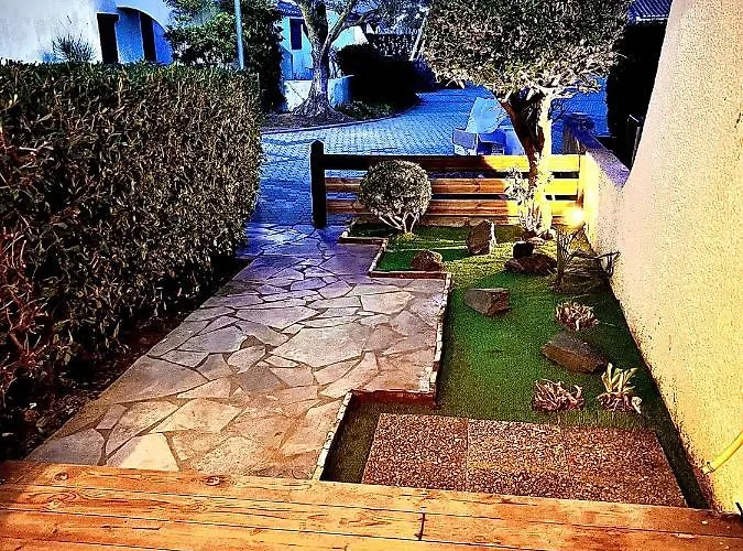 Mezzanine/jardin/terrasse Village Naturiste Agde